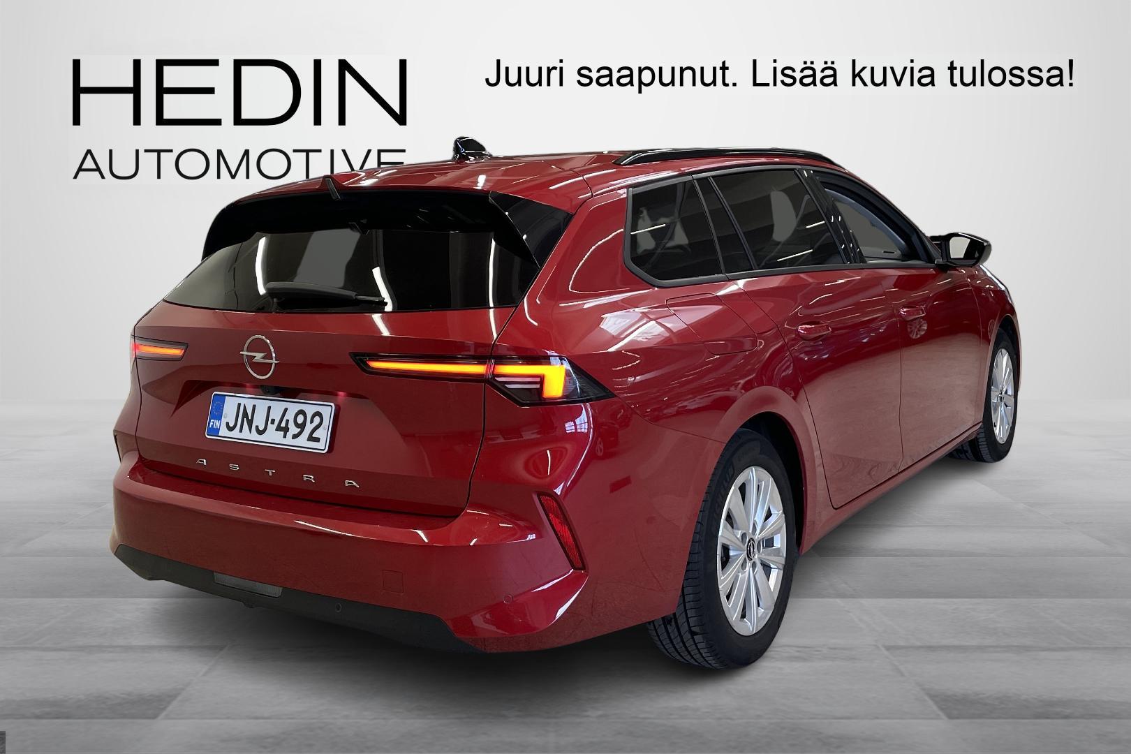 Opel Astra 2024