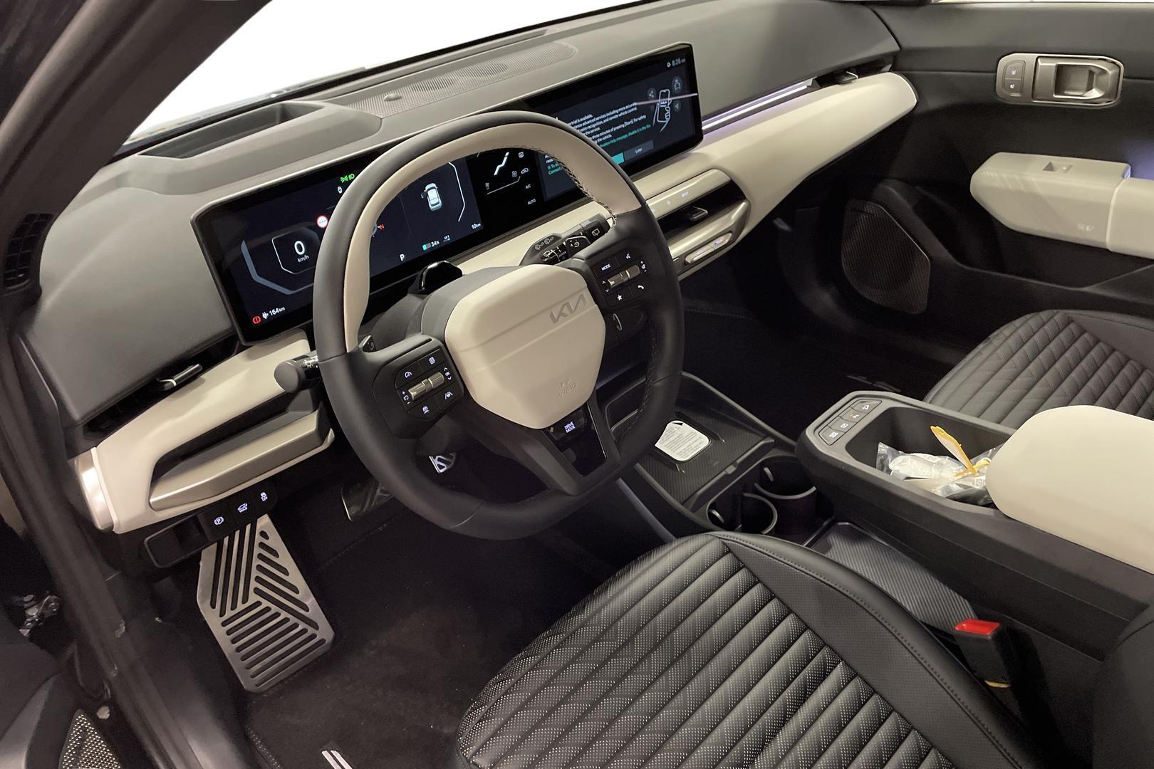 Kia EV4 7