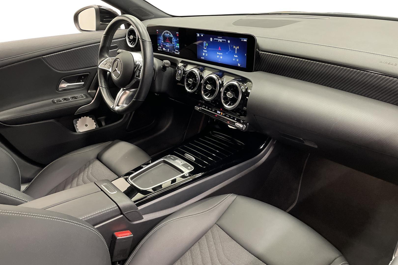 Mercedes-Benz CLA 2024