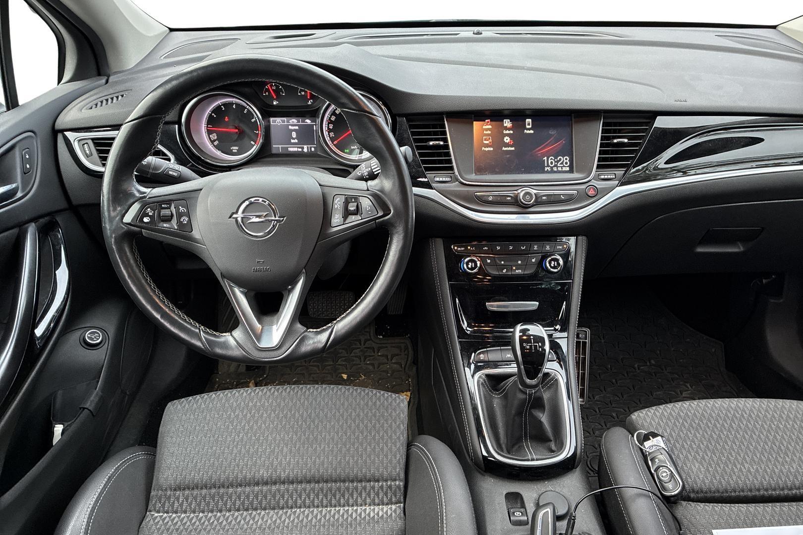Opel Astra 2016