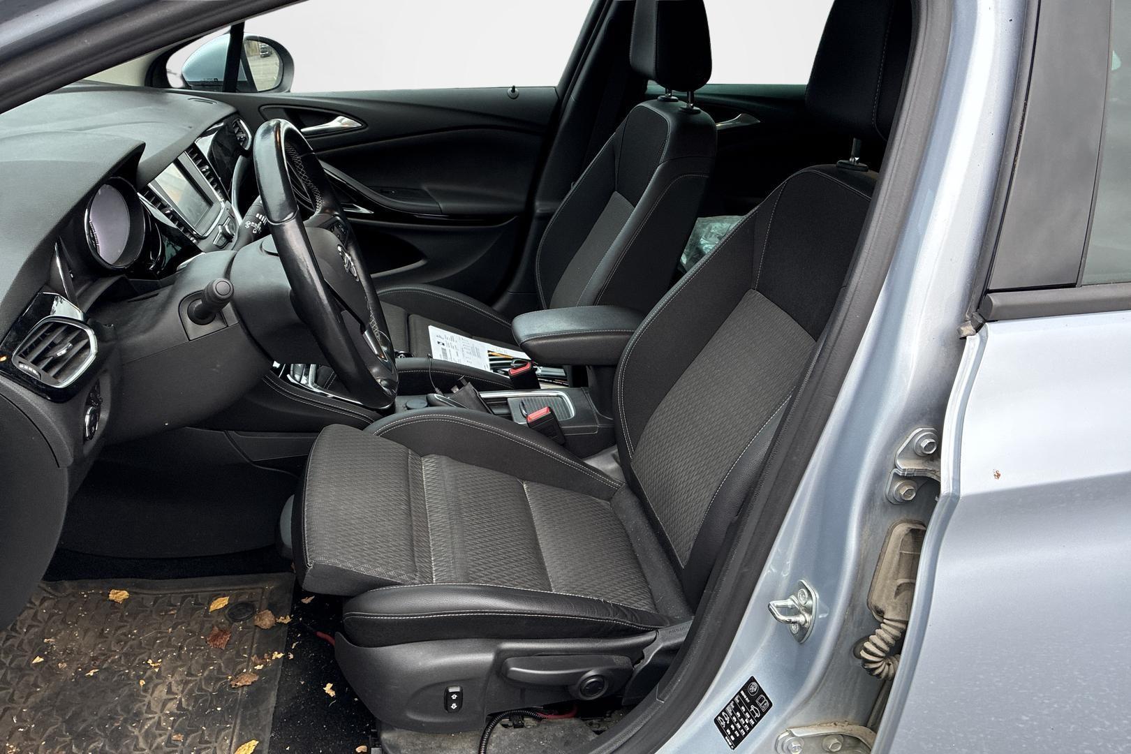 Opel Astra 2016
