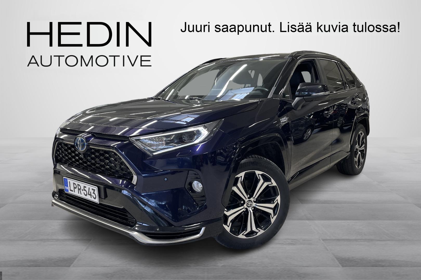 Toyota RAV4 Plug-in 1