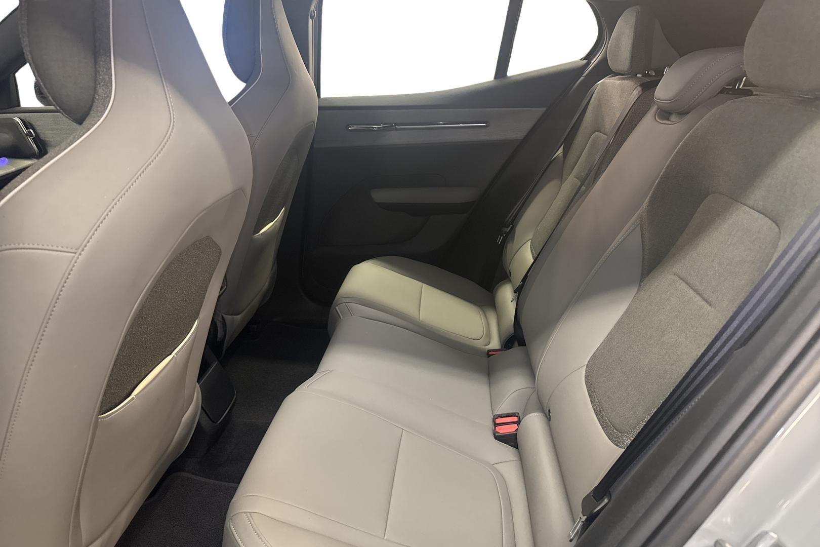 VOLVO EX30 2024