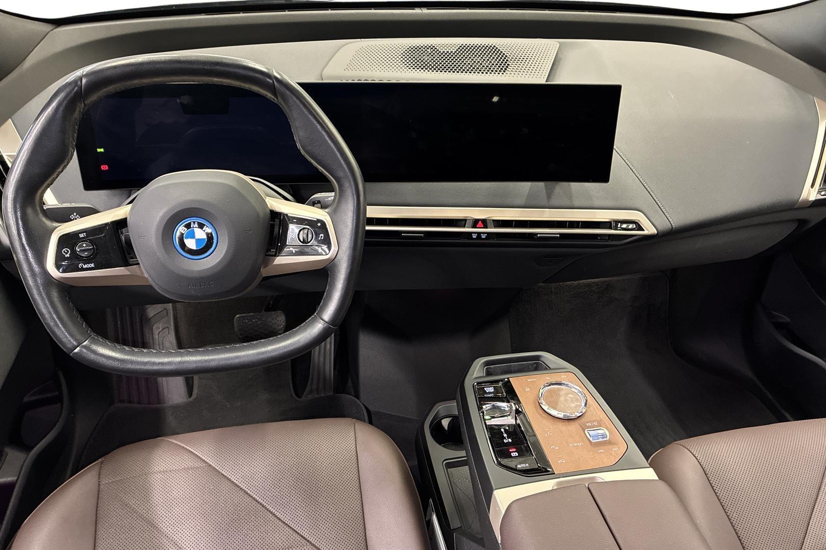 BMW iX 2022