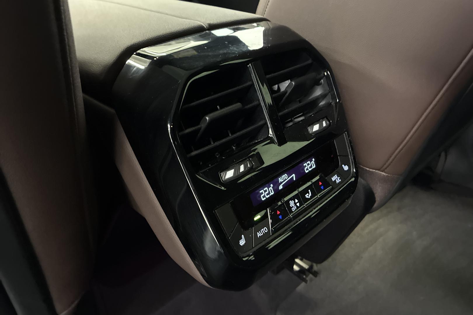 BMW iX 2022