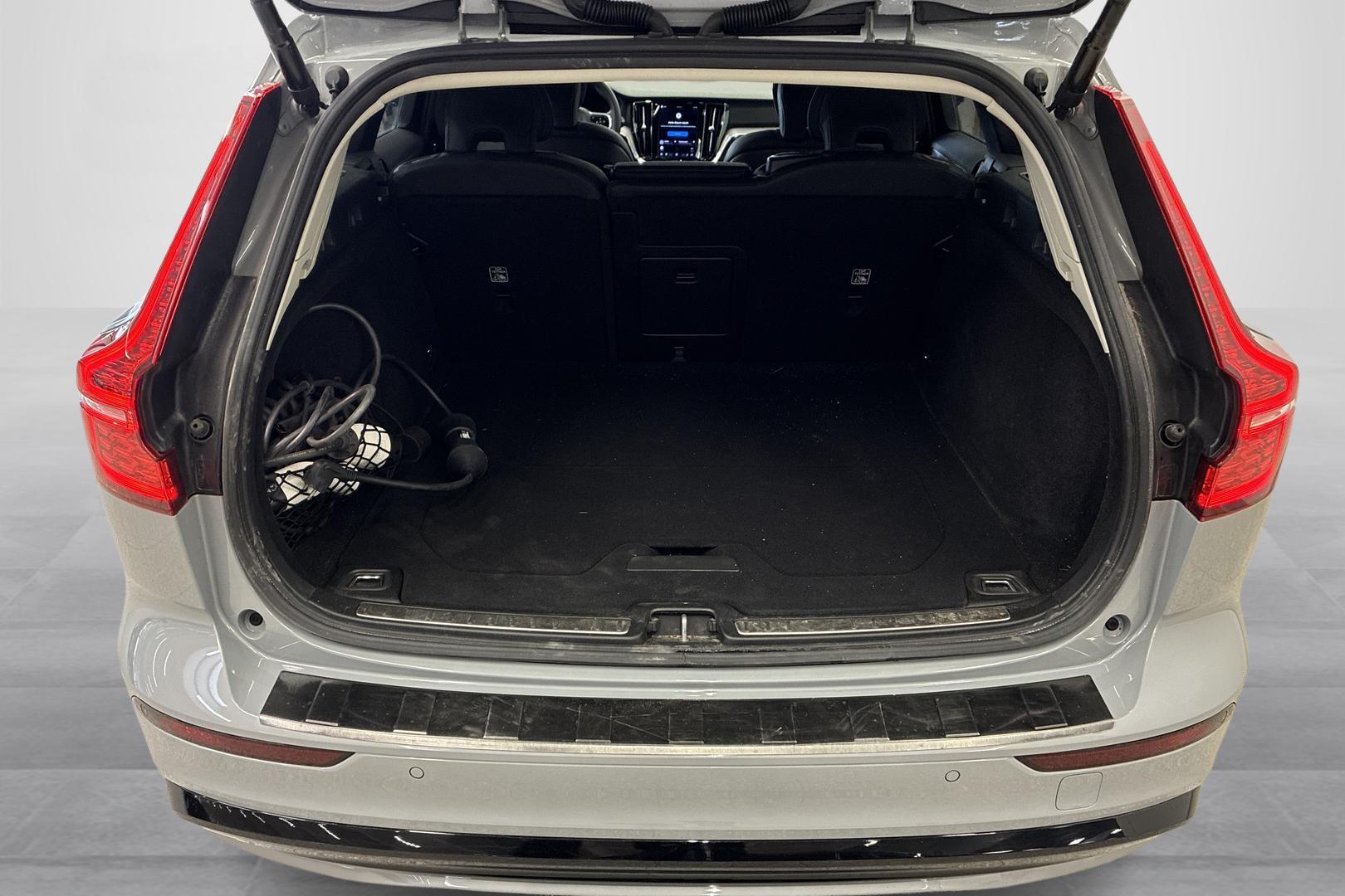 Volvo V60 2024