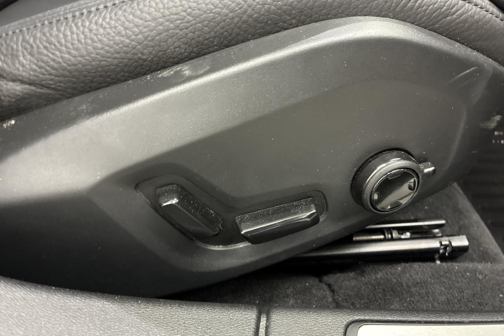 Volvo V60 2024