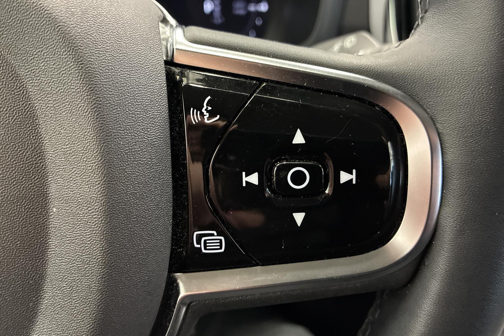 Volvo V60 2024