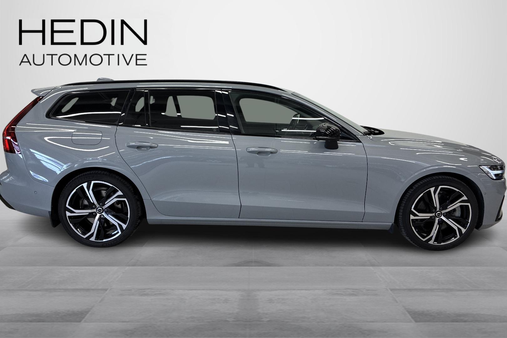 Volvo V60 2024