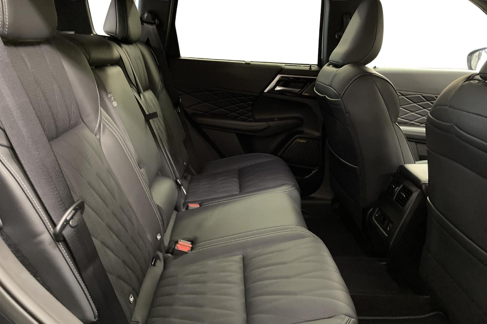 Mitsubishi Outlander 2026