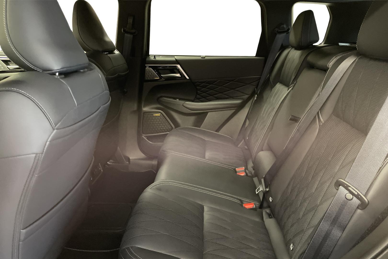 Mitsubishi Outlander 2026