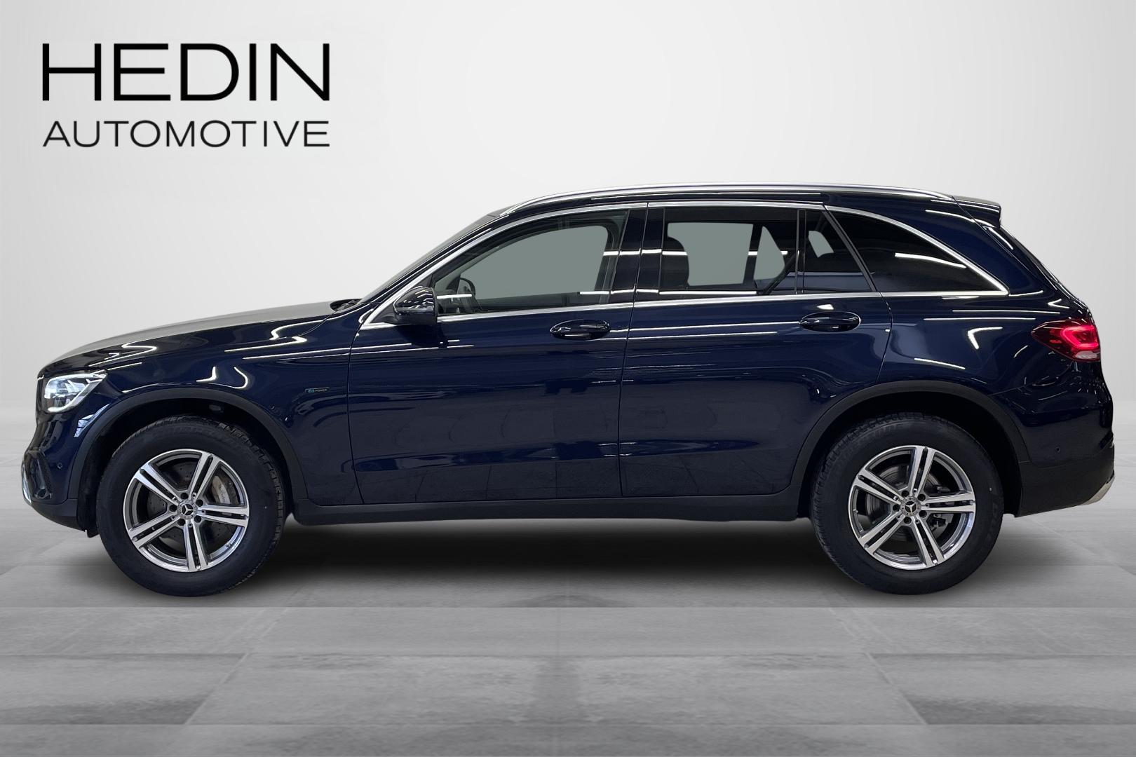 MERCEDES-BENZ GLC 300e 5