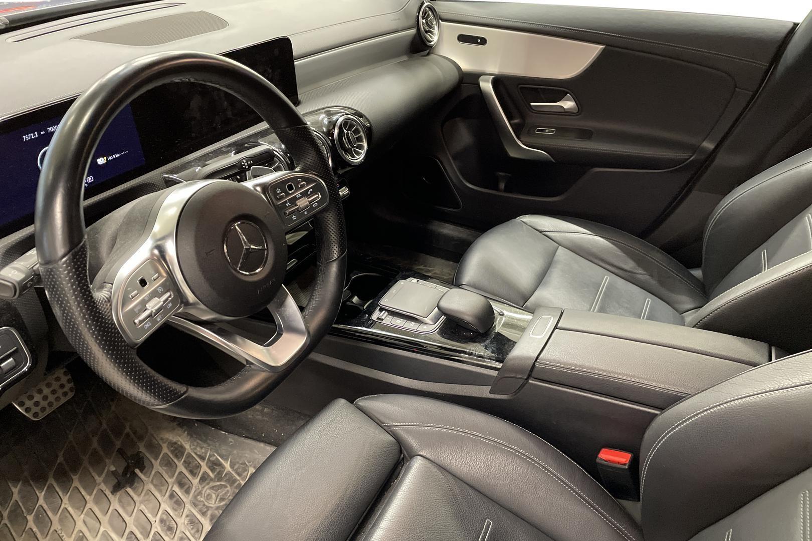 Mercedes-Benz CLA 2023