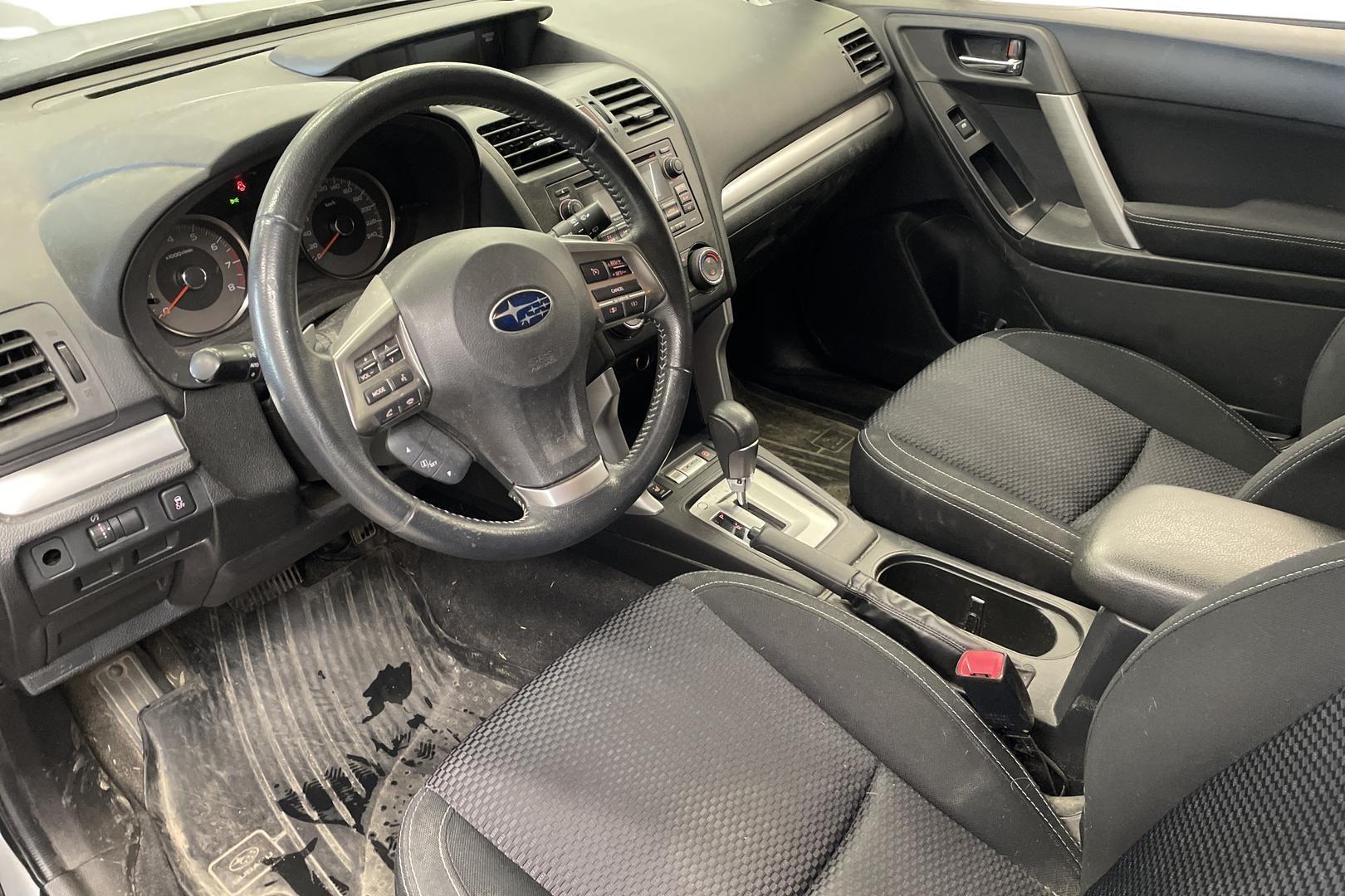 SUBARU FORESTER 2014