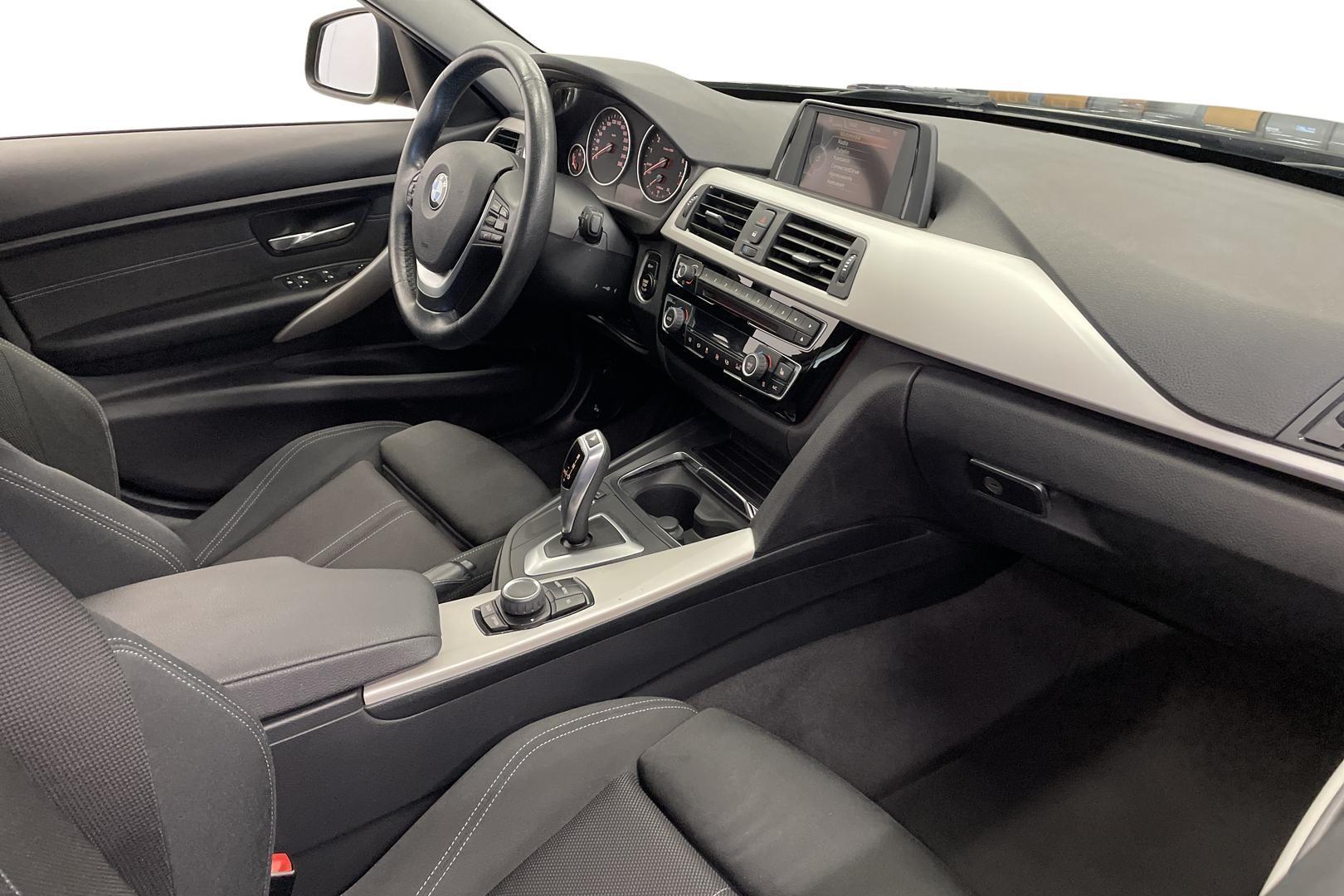 BMW 320 12
