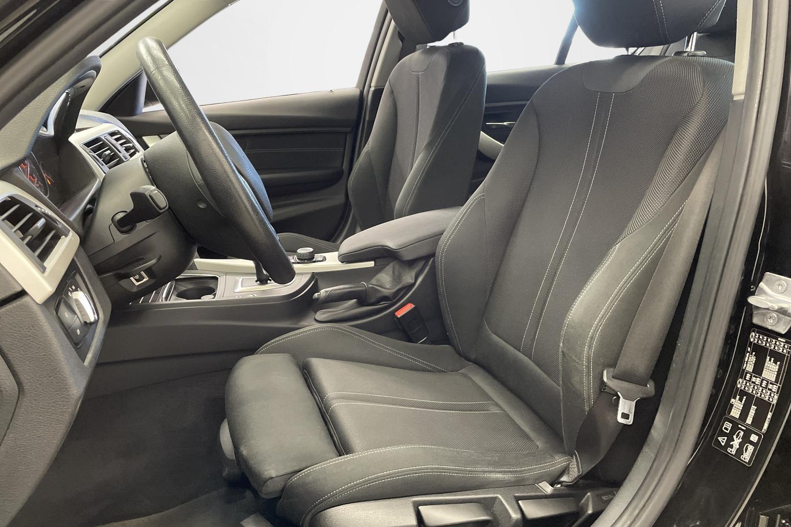 BMW 320 15