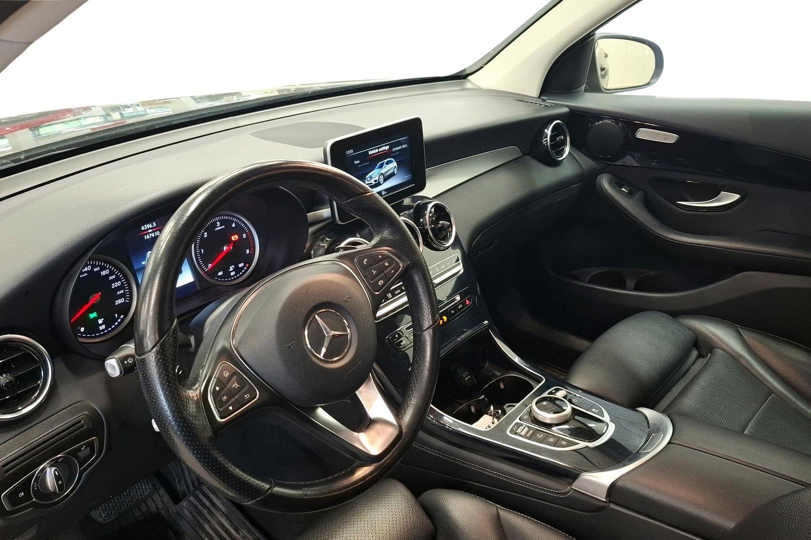 MERCEDES-BENZ GLC 2019