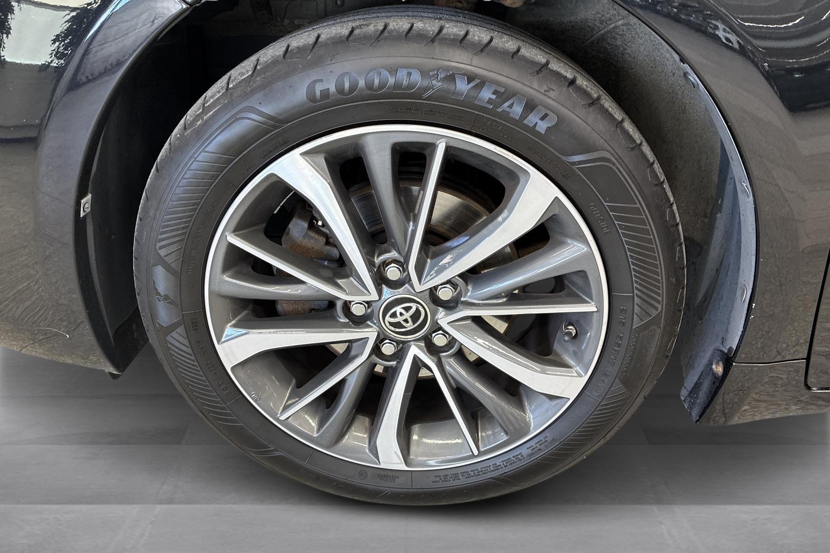 Toyota Avensis 15