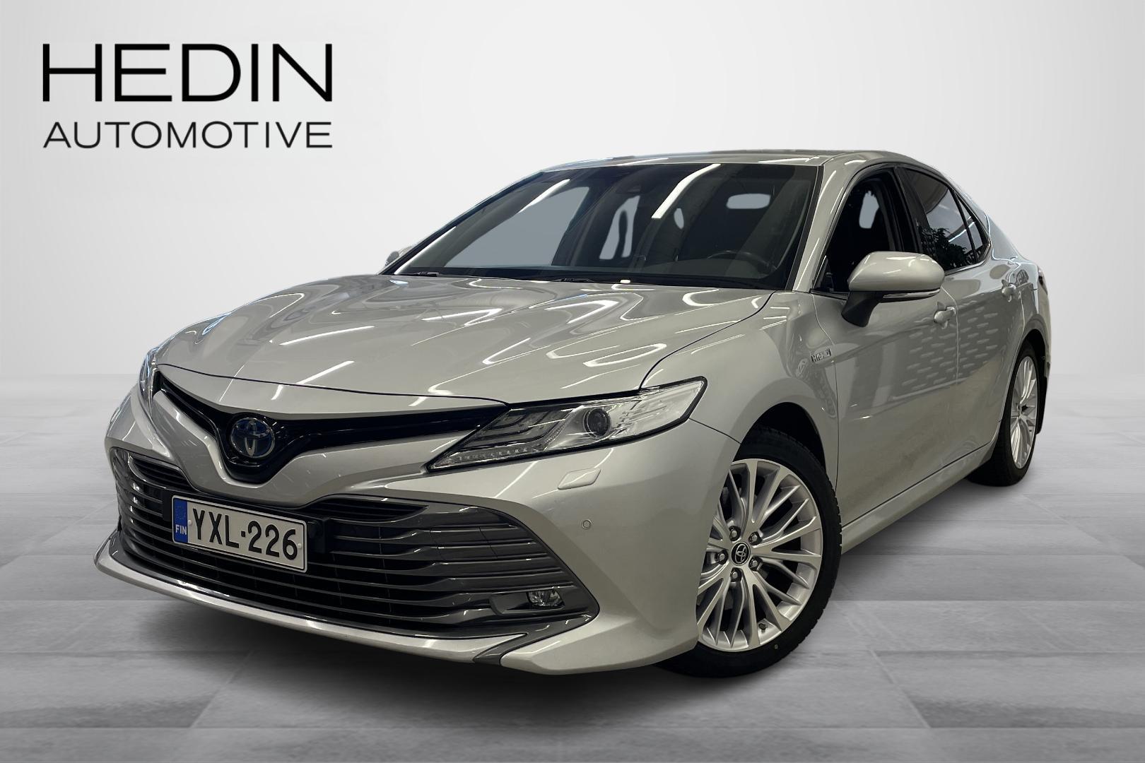 Toyota Camry 2021