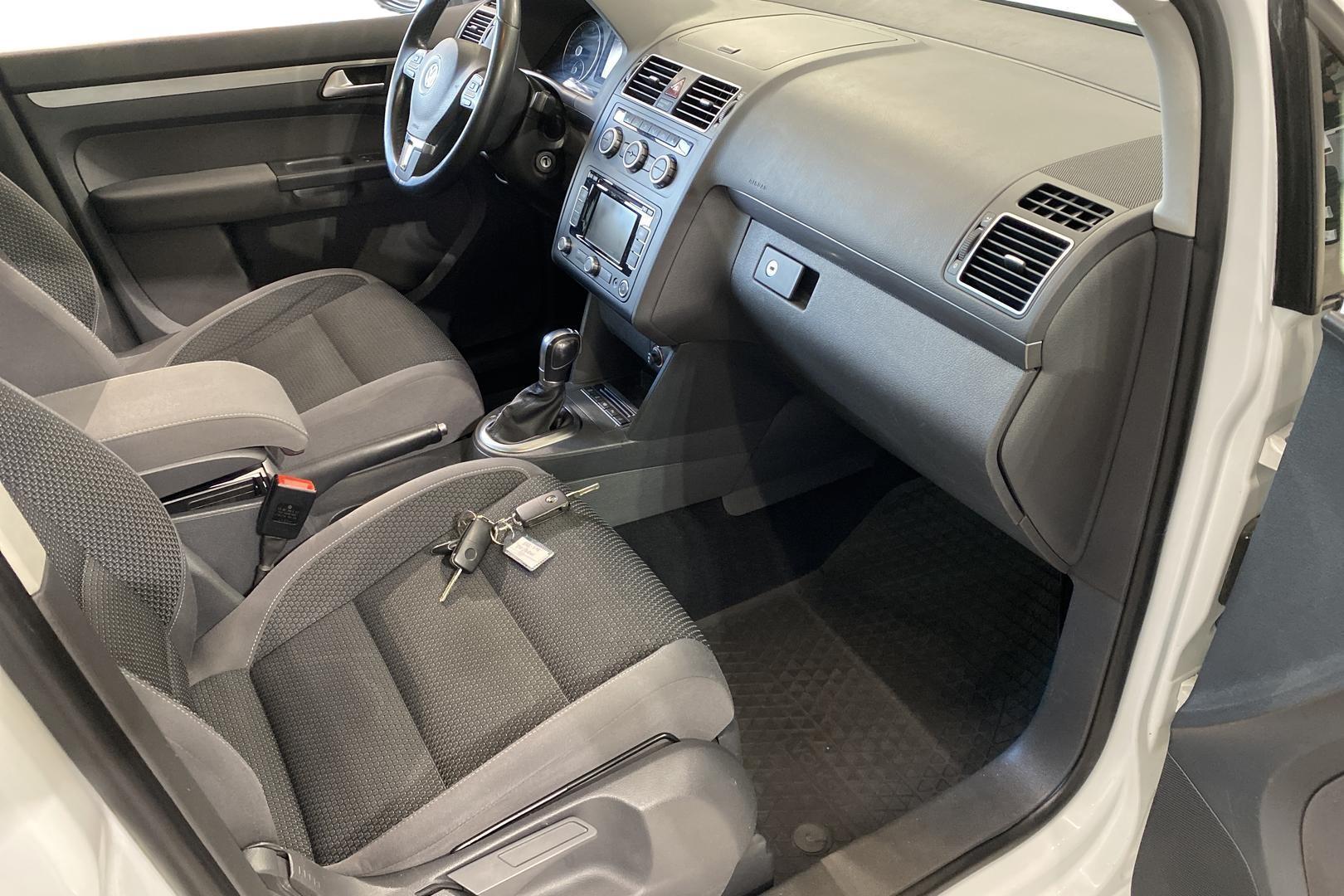 Volkswagen Touran 2014