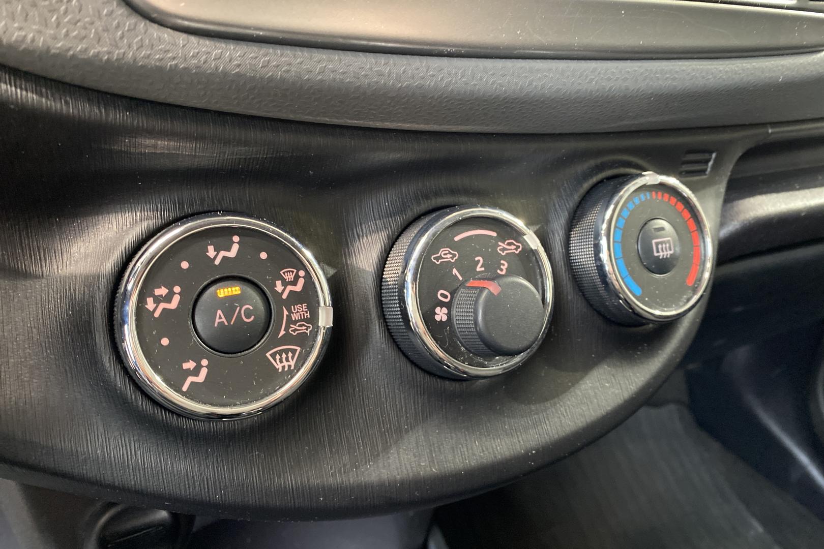 Toyota Yaris 2014