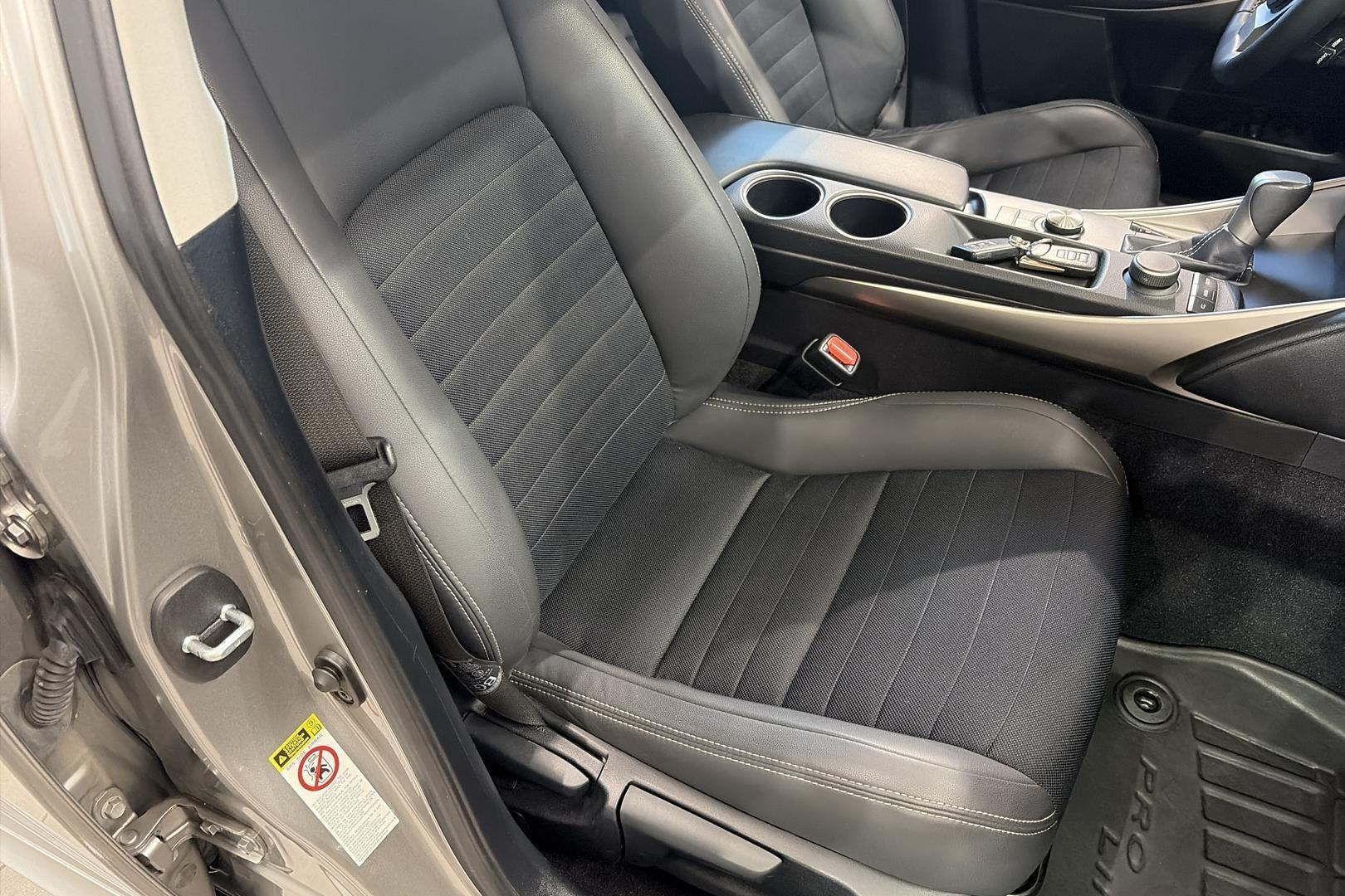 Lexus IS 2014