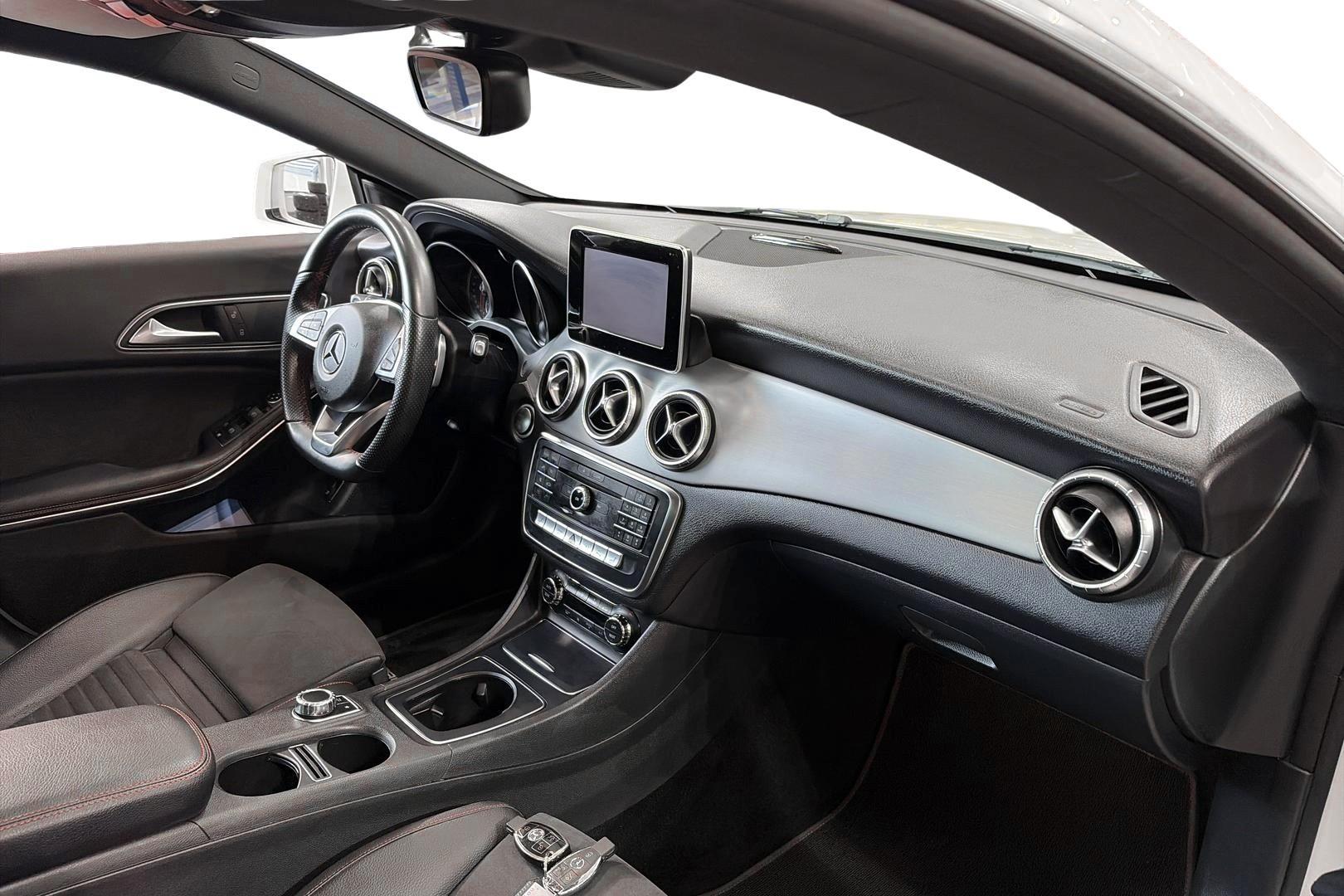 Mercedes-Benz CLA 2018