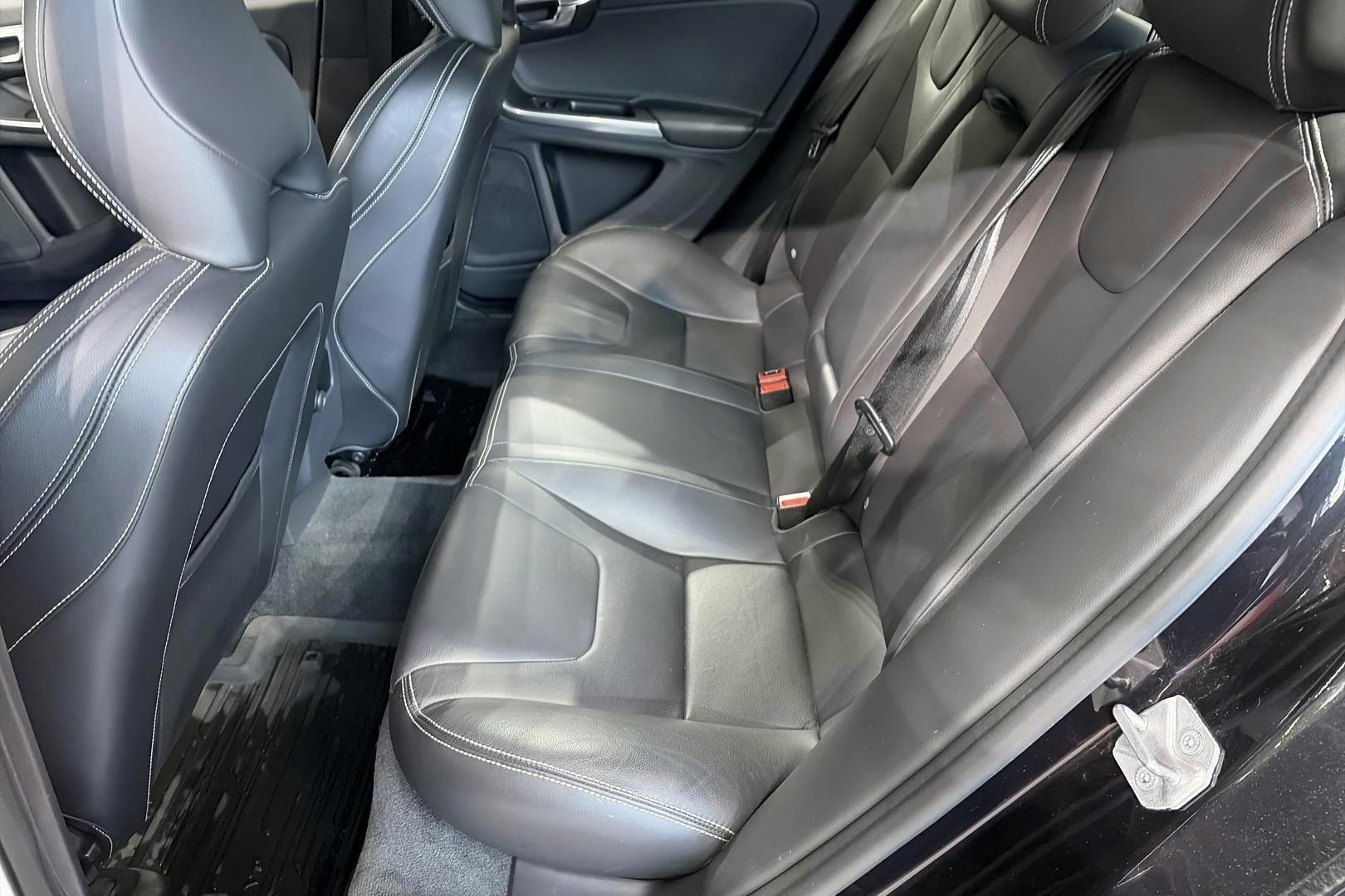 Volvo S60 11