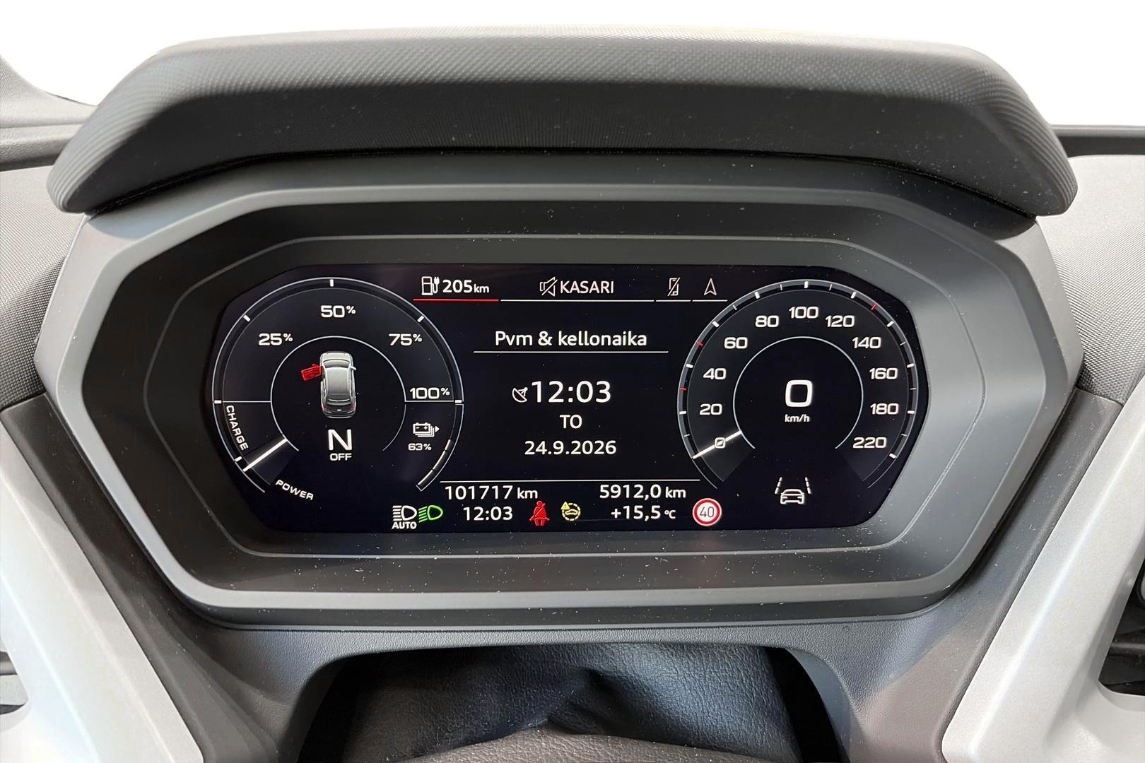 Audi Q4 e-tron 16