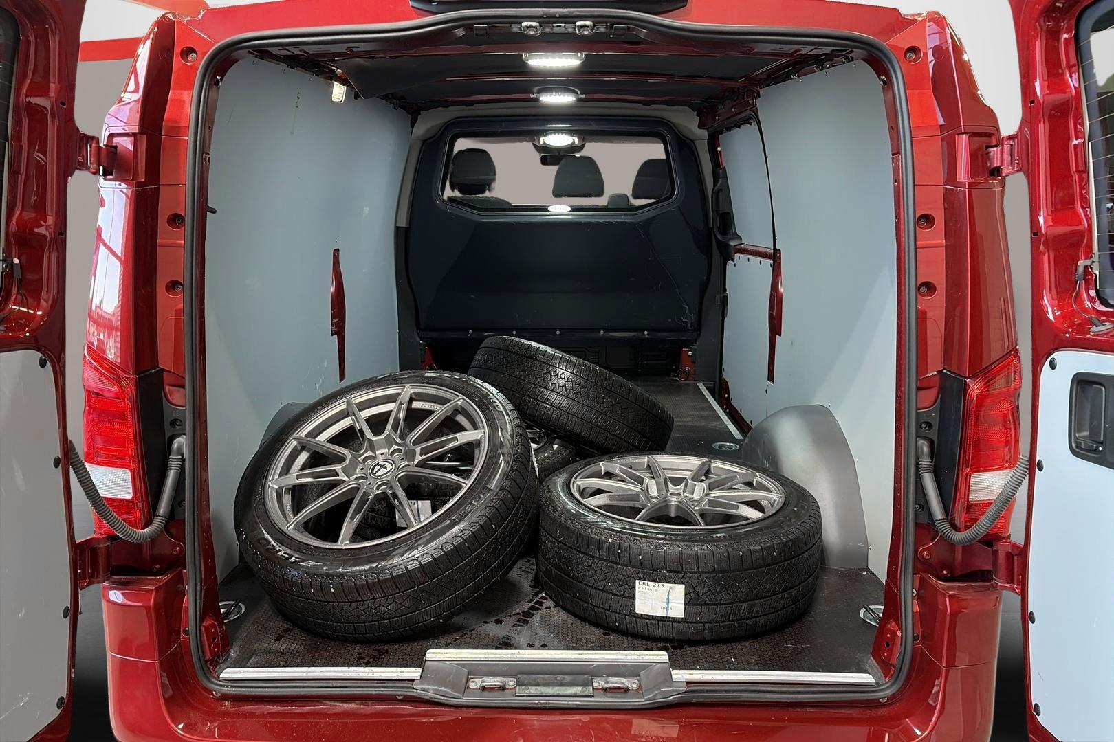 Mercedes-Benz Vito 2023