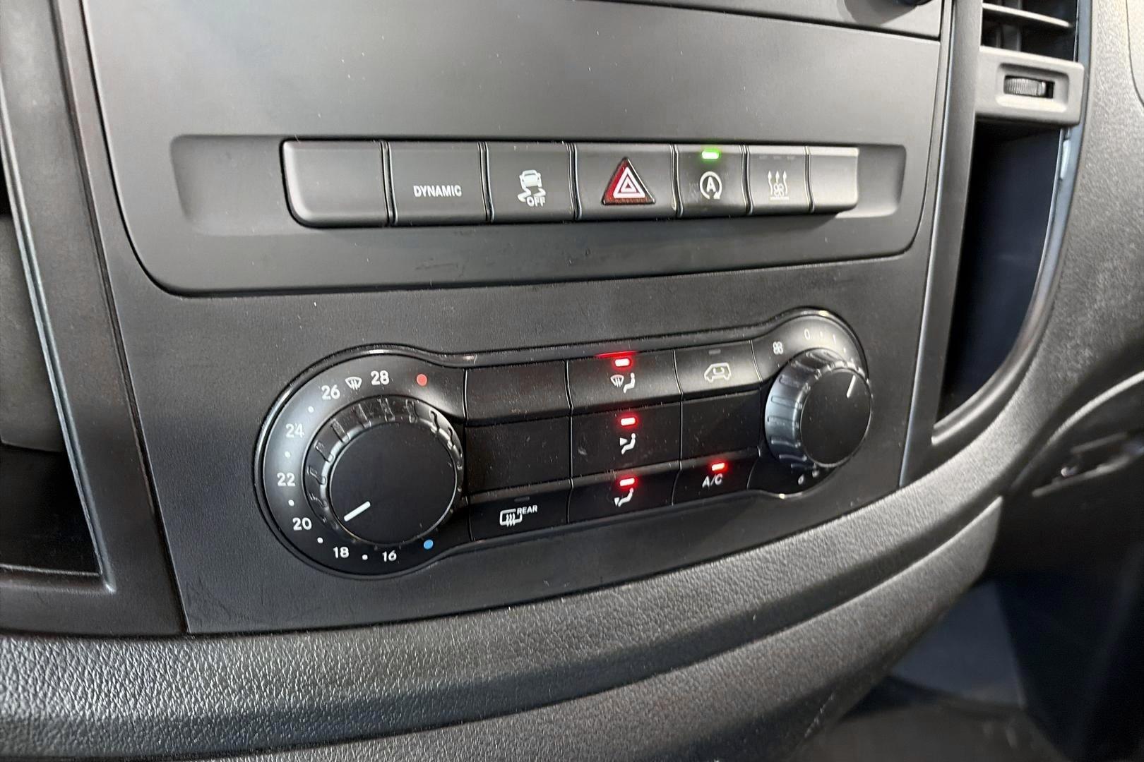 Mercedes-Benz Vito 2023