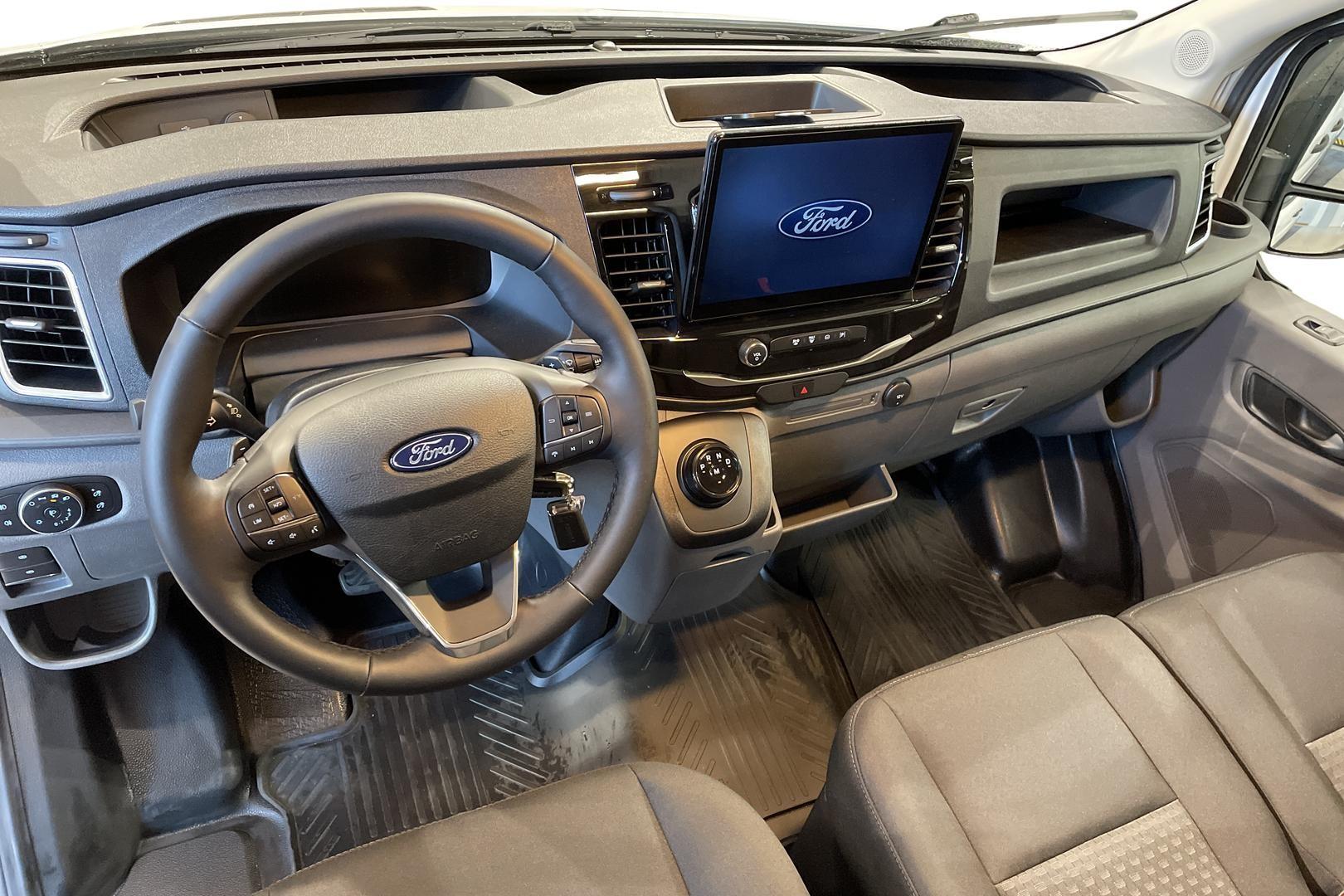 FORD TRANSIT 2025