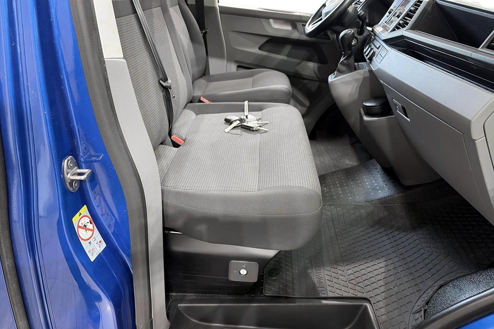 VOLKSWAGEN TRANSPORTER 2020