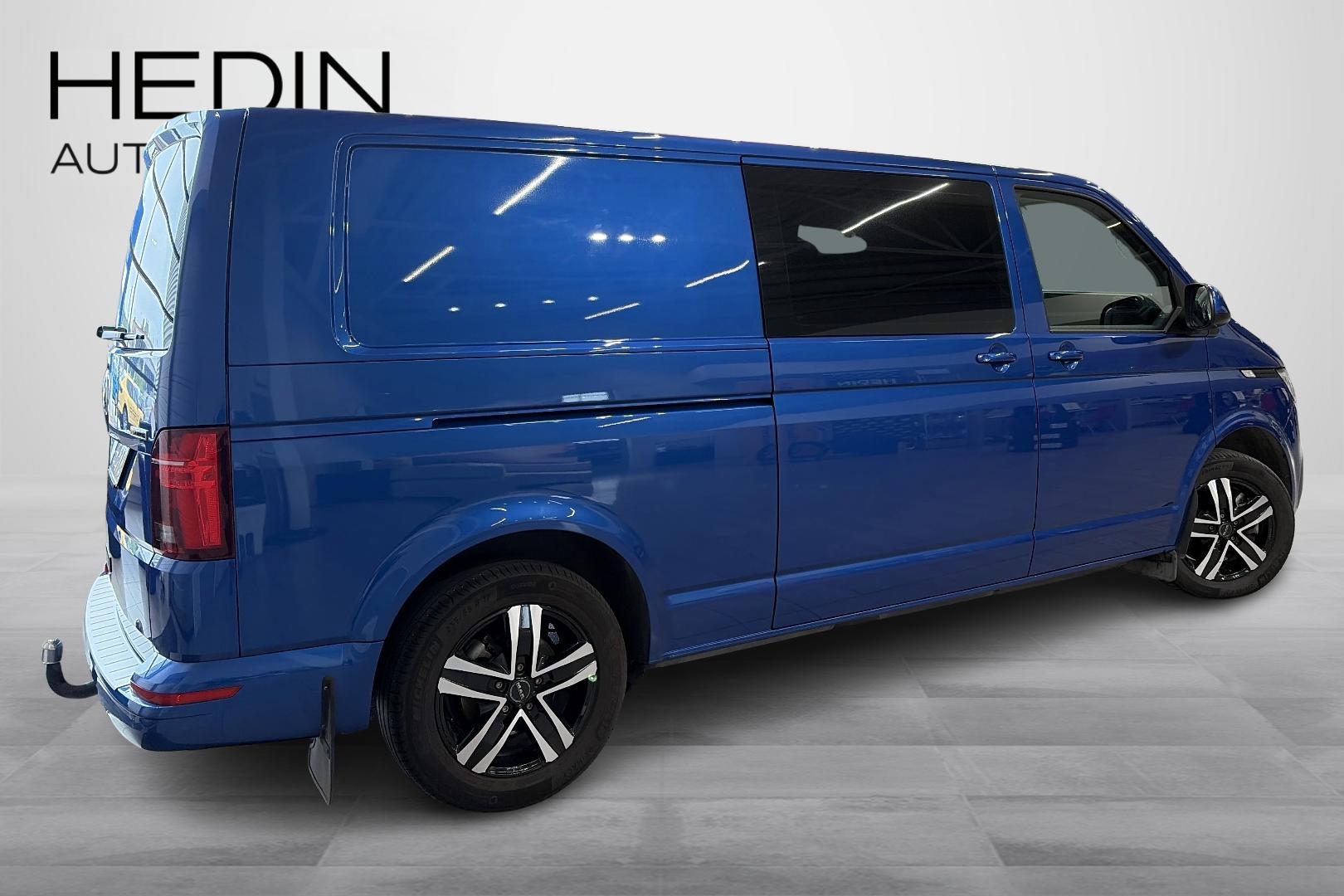 VOLKSWAGEN TRANSPORTER 2020