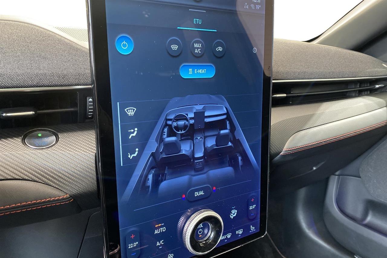 Ford Mustang Mach-E 2022