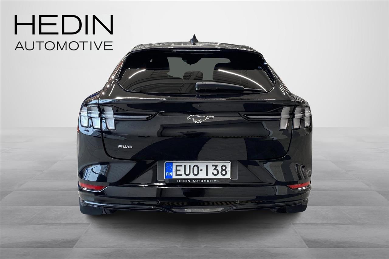 Ford Mustang Mach-E 2022