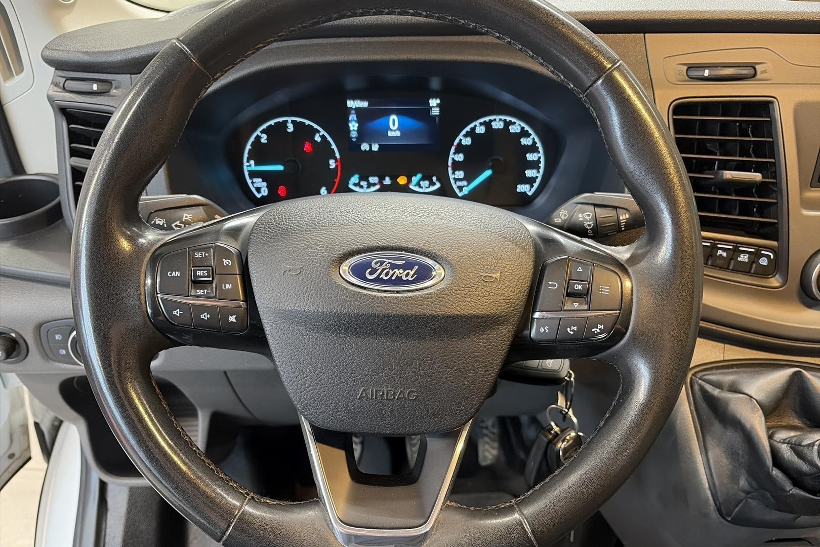 Ford Transit 2022