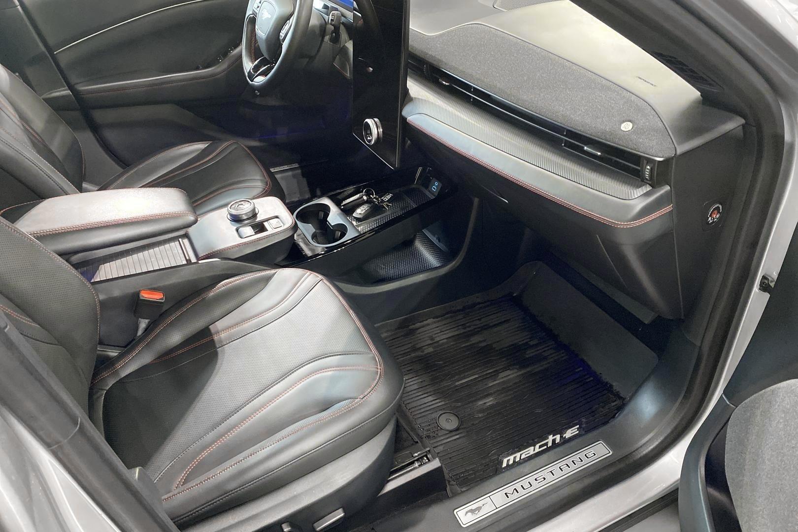 Ford Mustang Mach-E 2021