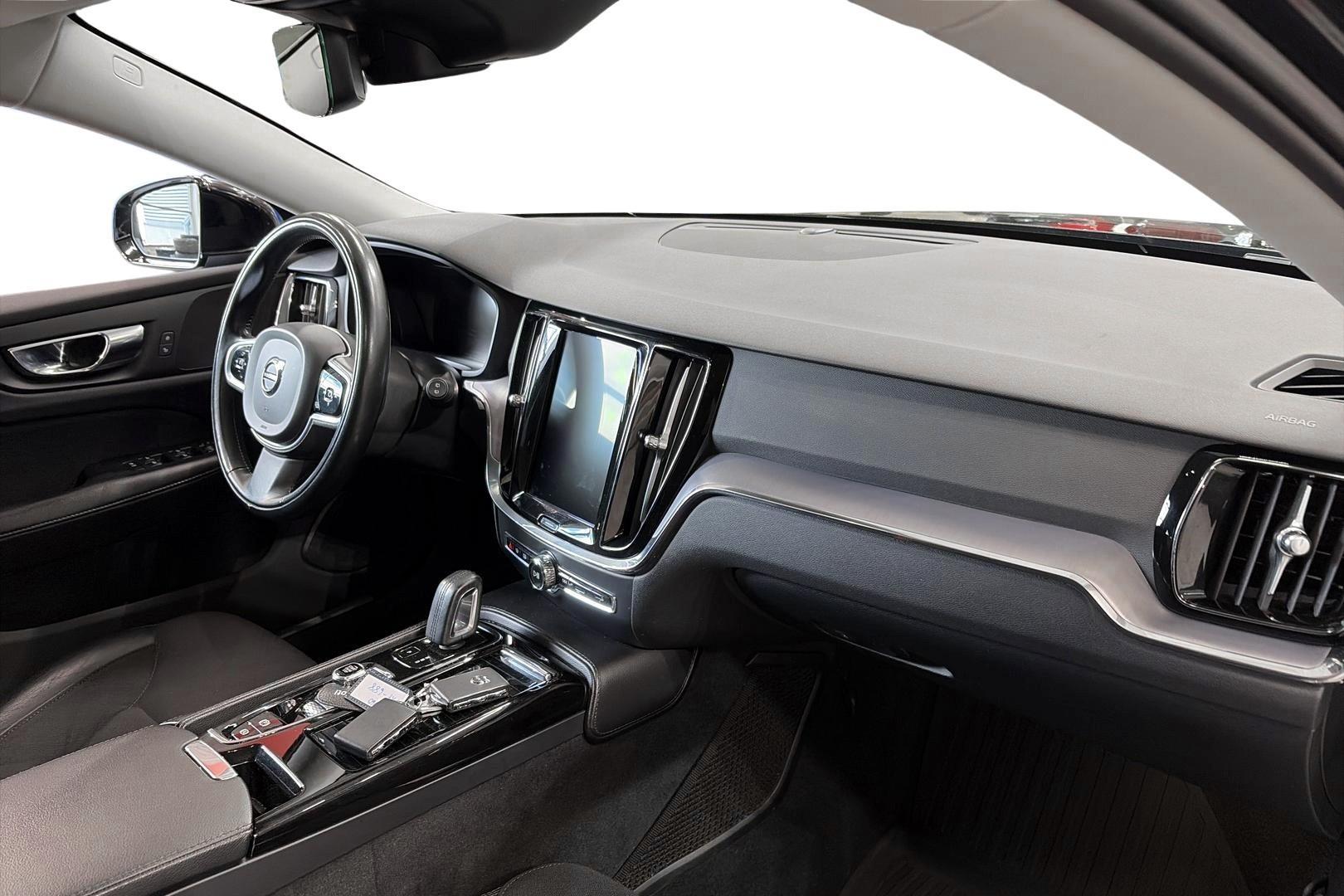 Volvo V60 2020