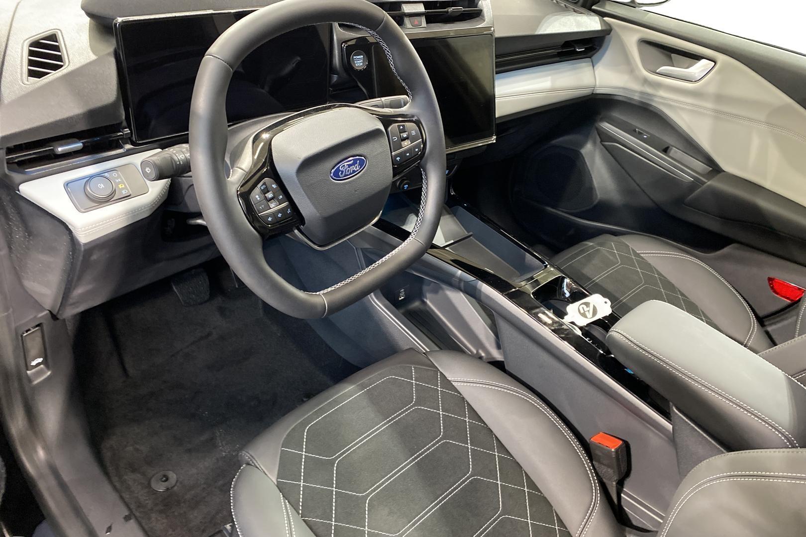 FORD Puma Gen-E 2025