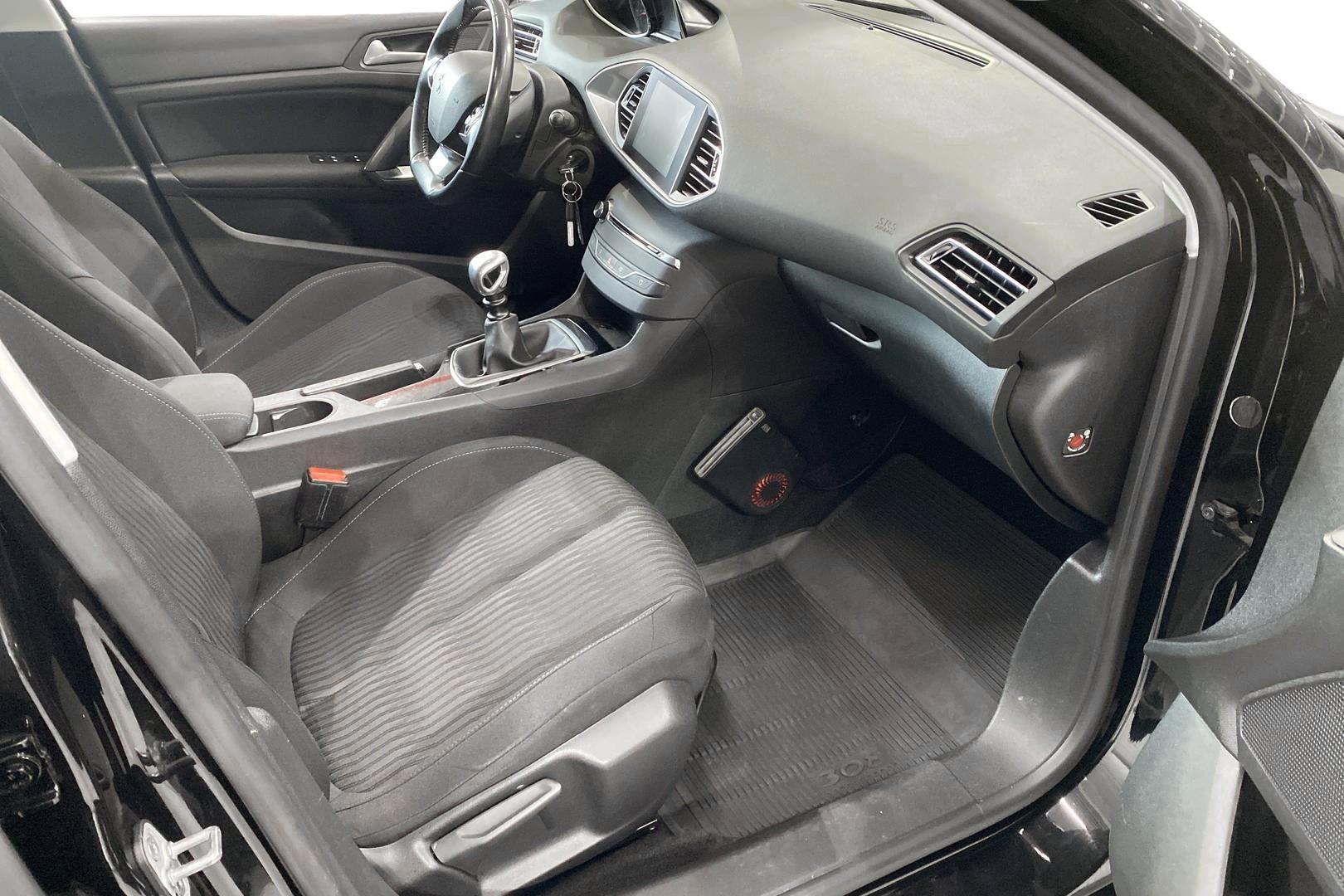 Peugeot 308 2016