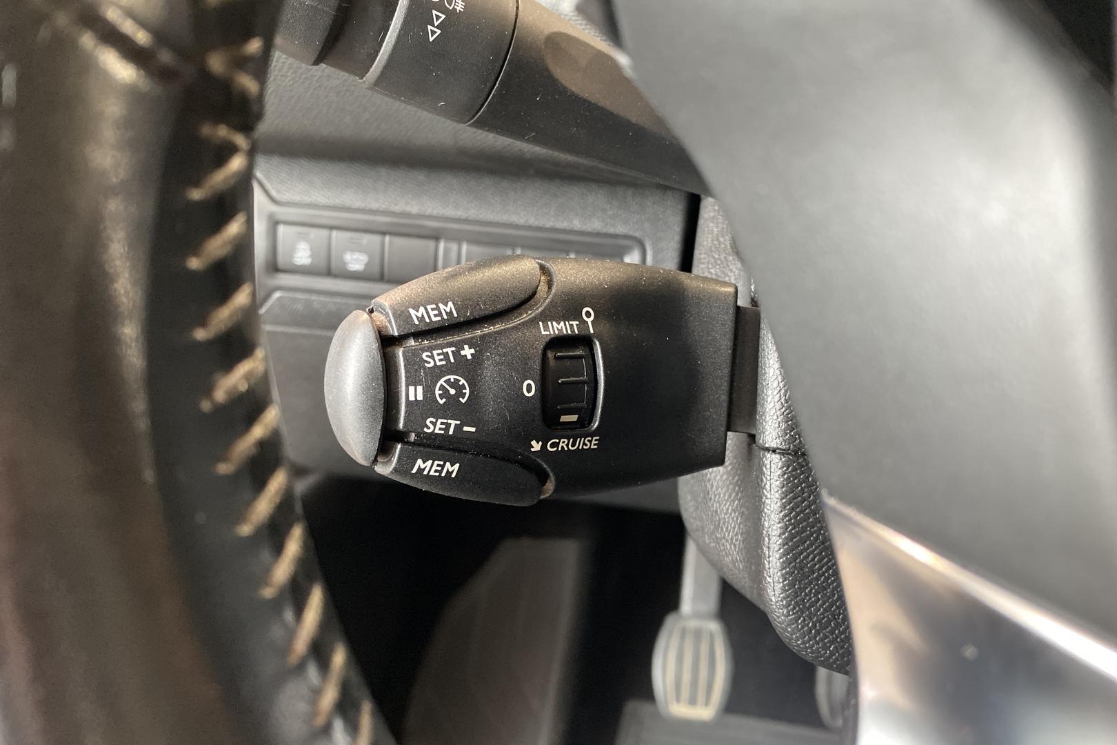 Peugeot 308 2016