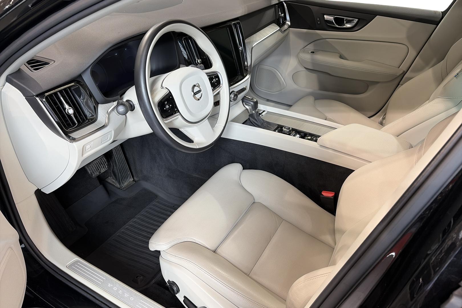 Volvo V60 9