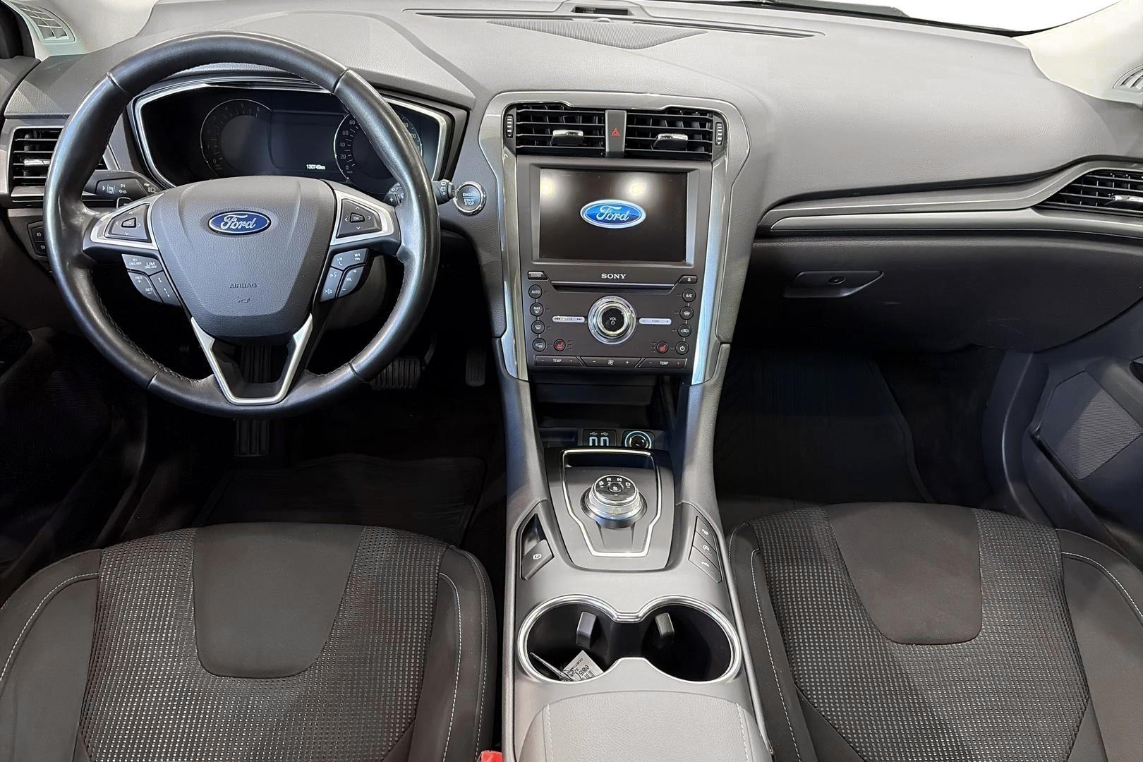Ford Mondeo 2021
