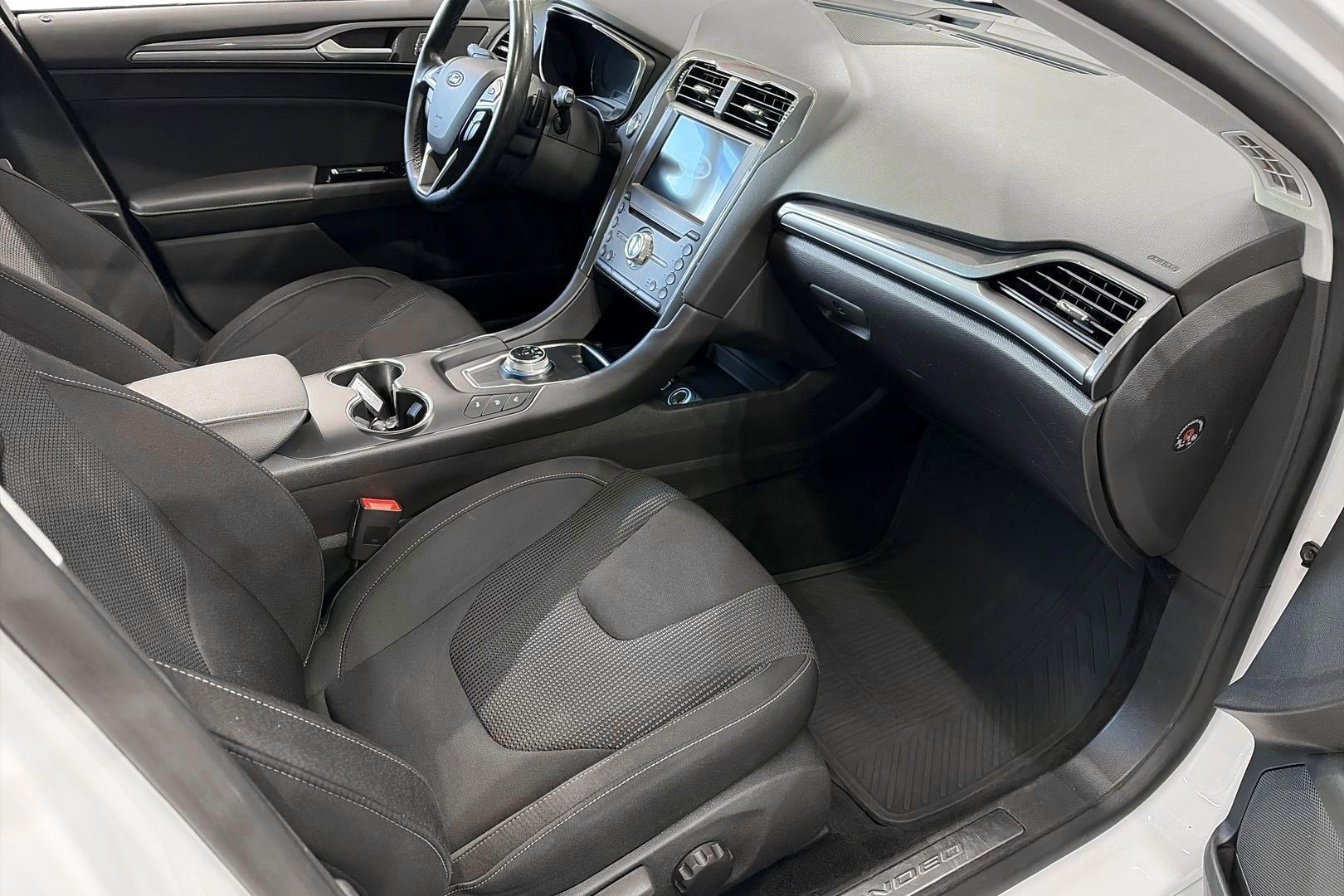 Ford Mondeo 2021