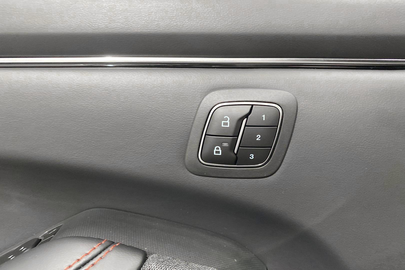 Ford Mustang Mach-E 2025