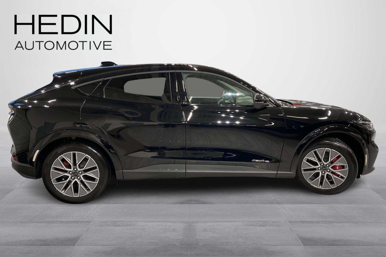 Ford Mustang Mach-E 2025