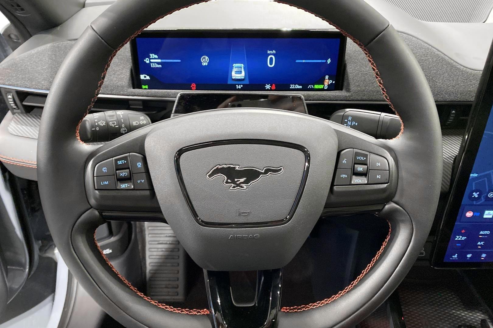 Ford Mustang Mach-E 2025