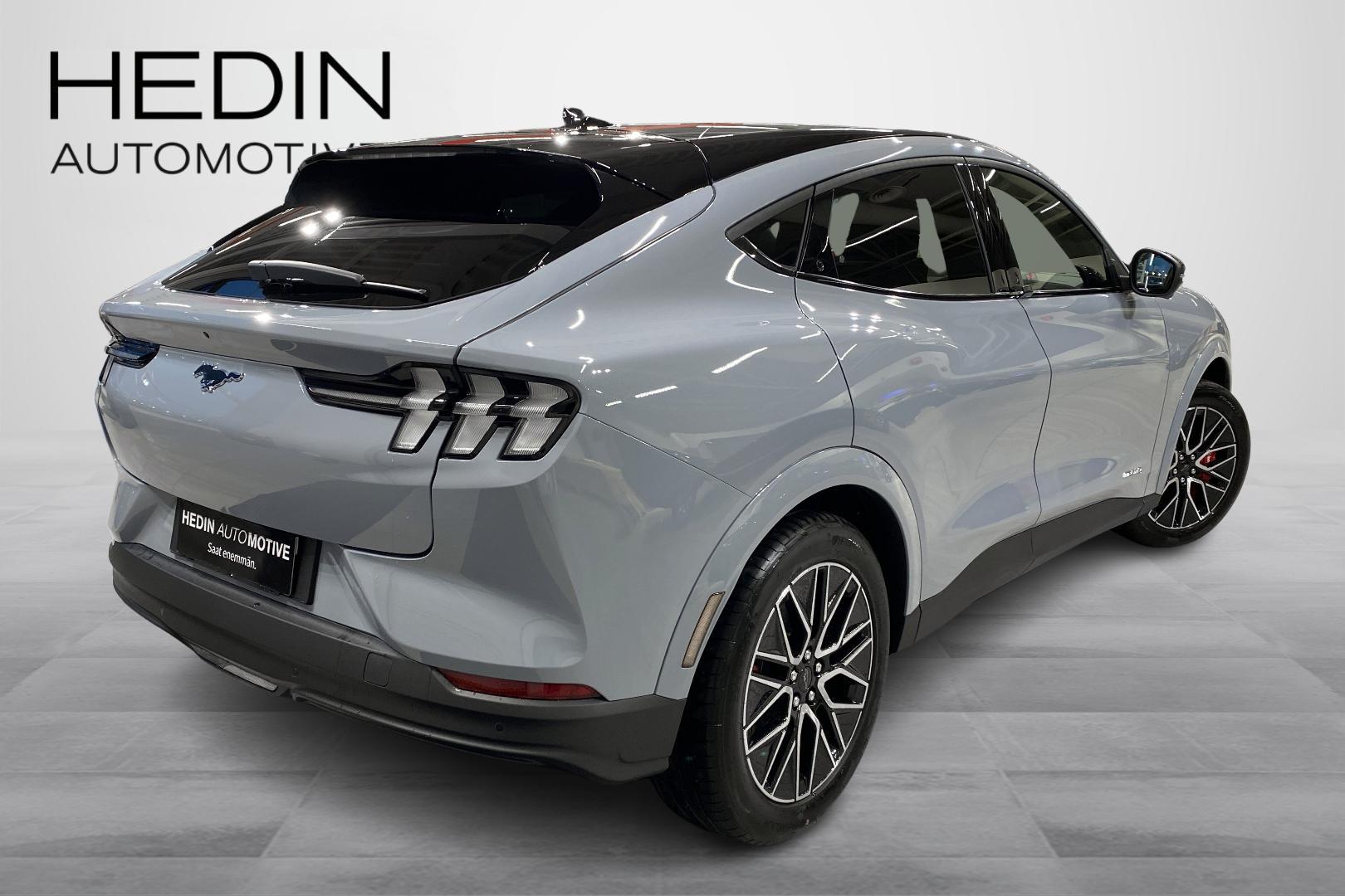 Ford Mustang Mach-E 2025