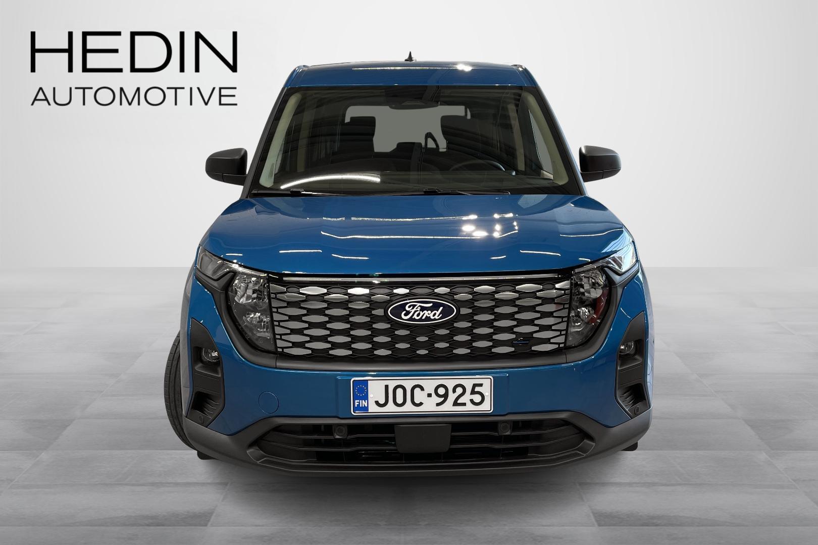 Ford Tourneo Courier 2025